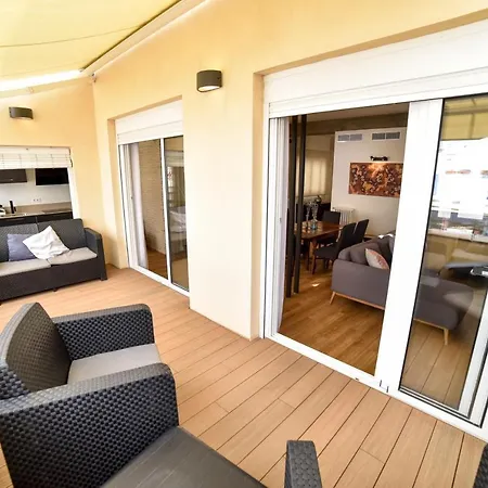 Apartment Design Penthouse In The Center
