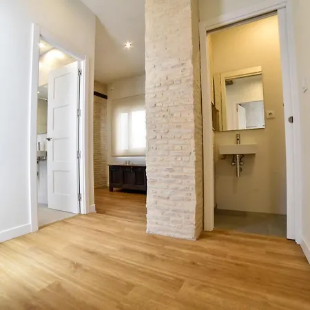 Design Penthouse In The Center *